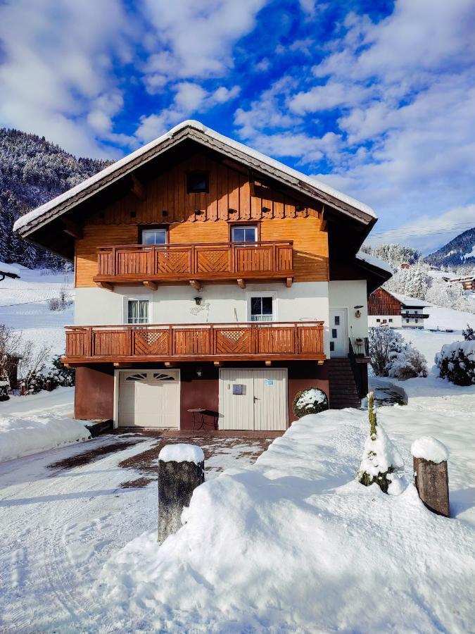 Apartment Bergfeeling Russbach am Pass Gschütt Esterno foto